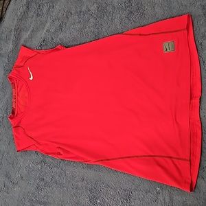 Nike Pro Fitted Sleeveless Tank Top